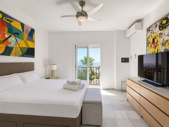 3 soveværelse Penthouse til salg i Calahonda, Mijas med swimmingpool garage - € 850.000 (Ref: 9978170)