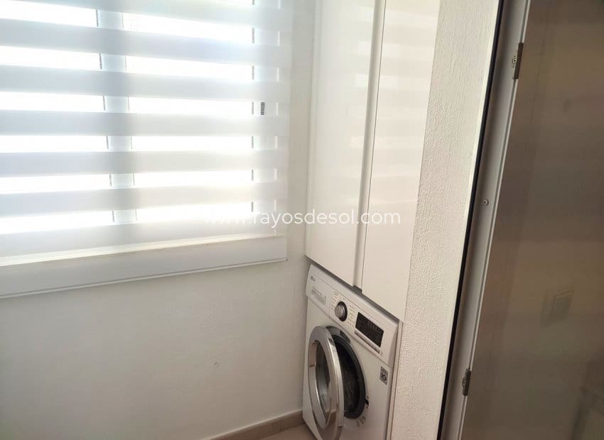 2 slaapkamer Appartement te koop in Hacienda Riquelme met zwembad - € 173.995 (Ref: 10006095)