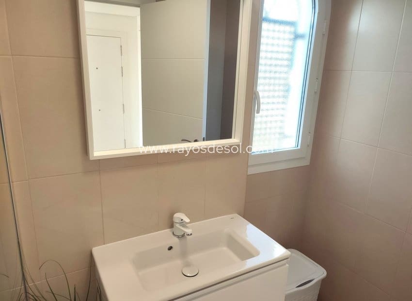 2 slaapkamer Appartement te koop in Hacienda Riquelme met zwembad - € 173.995 (Ref: 10006095)