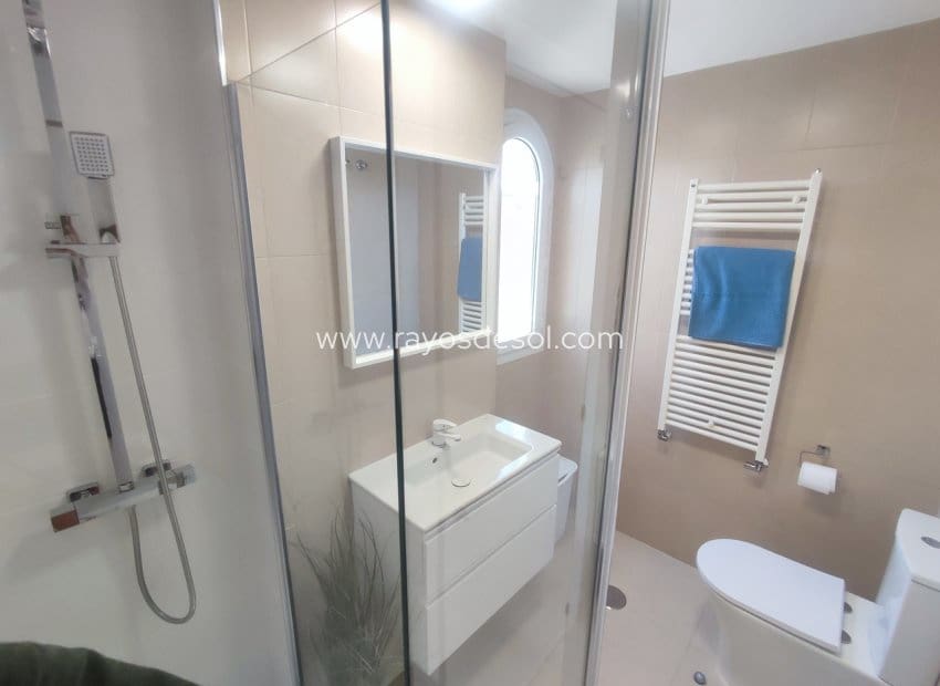 2 slaapkamer Appartement te koop in Hacienda Riquelme met zwembad - € 173.995 (Ref: 10006095)