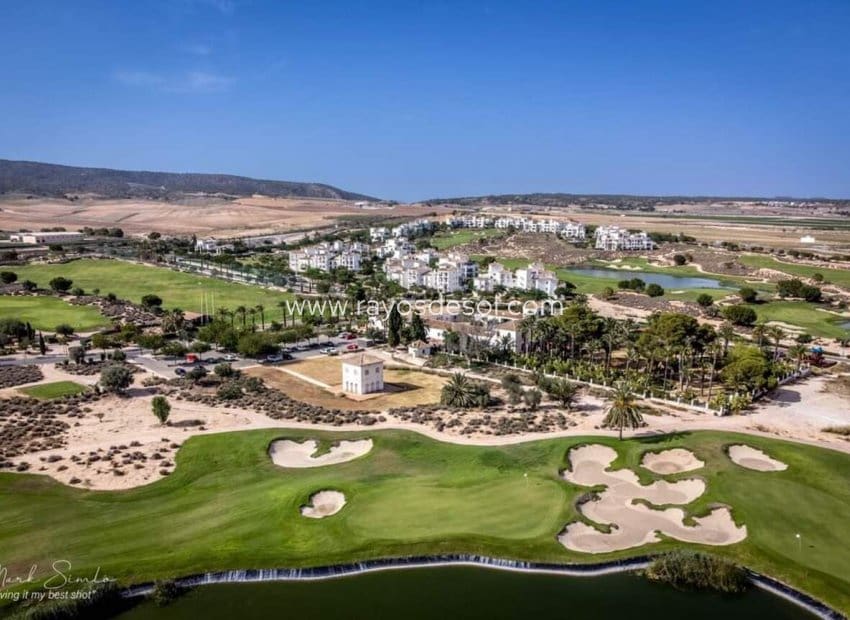 2 slaapkamer Appartement te koop in Hacienda Riquelme met zwembad - € 173.995 (Ref: 10006095)