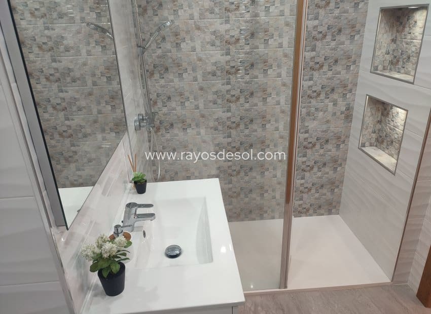 2 chambre Appartement à vendre à Hacienda Riquelme avec piscine - 169 995 € (Ref: 10007484)