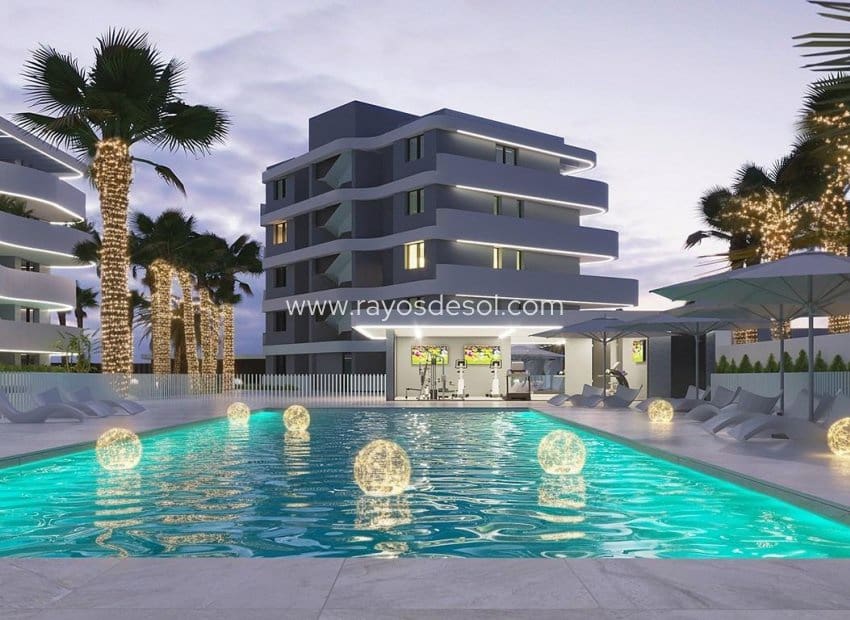 2 soverom Penthouse til salgs i El Raso med svømmebasseng - € 376 900 (Ref: 10014724)