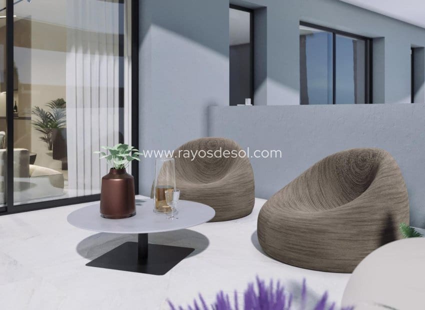 3 makuuhuone Huoneisto myytävänä paikassa El Raso mukana uima-altaan - 464 900 € (Ref: 10014732)