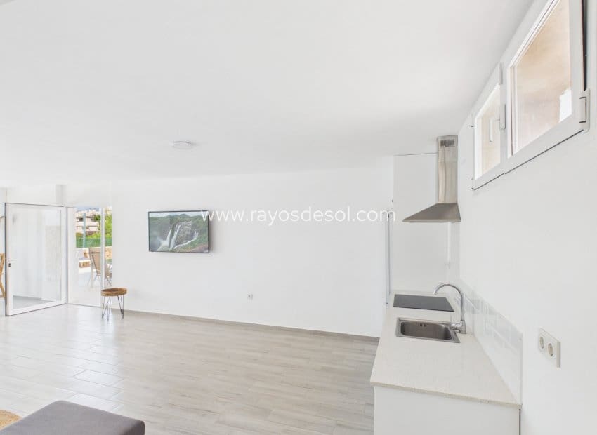 3 soveværelse Villa til salg i Finestrat med swimmingpool - € 800.000 (Ref: 10016584)