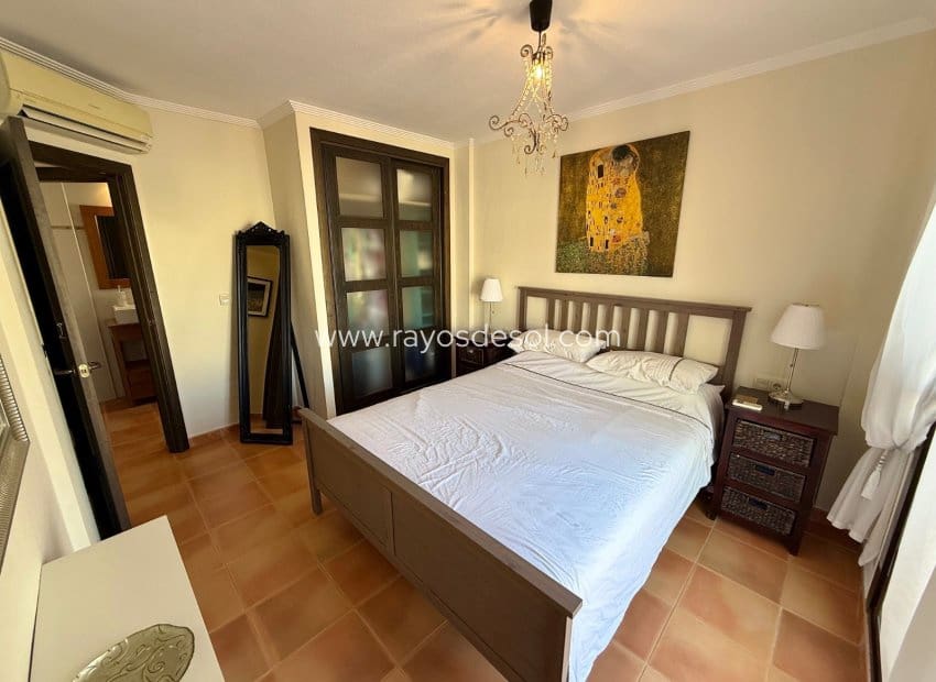 3 sypialnia Dom blizniak na sprzedaż w San Cayetano z basenem - 209 900 € (Ref: 10016592)