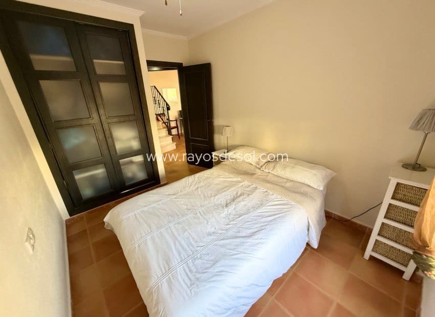 3 sypialnia Dom blizniak na sprzedaż w San Cayetano z basenem - 209 900 € (Ref: 10016592)