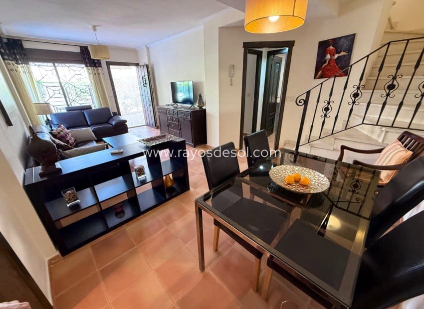 3 sypialnia Dom blizniak na sprzedaż w San Cayetano z basenem - 209 900 € (Ref: 10016592)