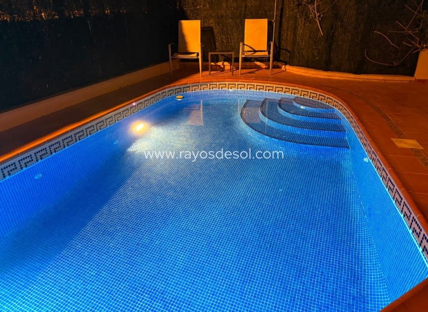 3 sypialnia Dom blizniak na sprzedaż w San Cayetano z basenem - 209 900 € (Ref: 10016592)