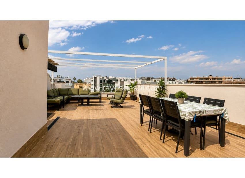 3 sovrum Takvåning till salu i Villamartin med pool - 385 000 € (Ref: 10026463)