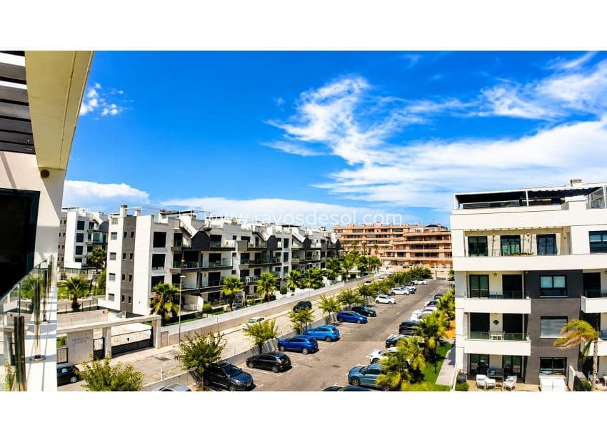 3 sovrum Takvåning till salu i Villamartin med pool - 385 000 € (Ref: 10026463)