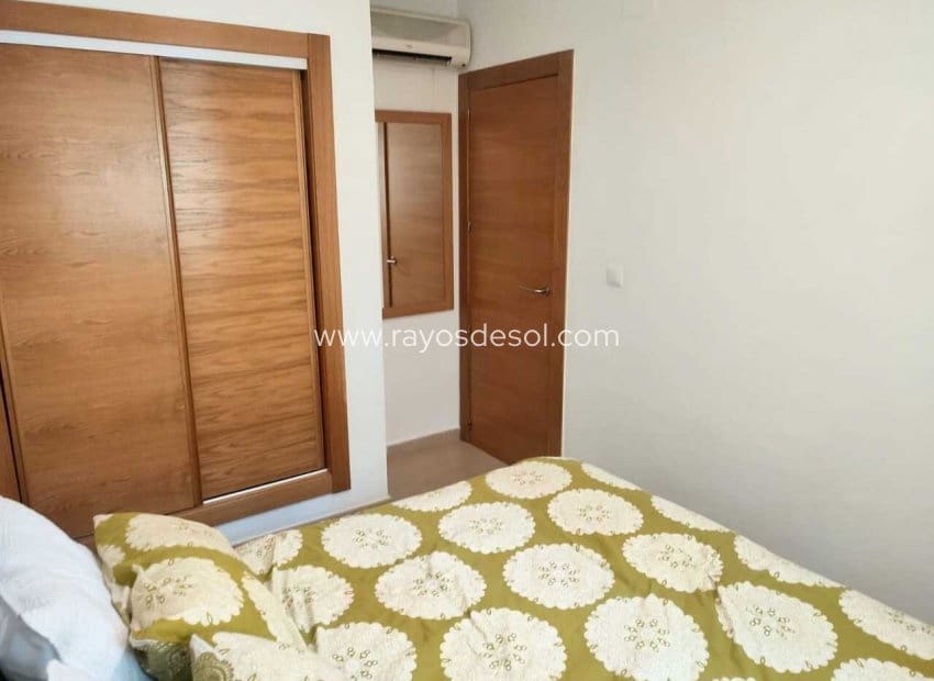 2 Zimmer Apartment zu verkaufen in Hacienda Riquelme mit Pool - 159.995 € (Ref: 10026464)