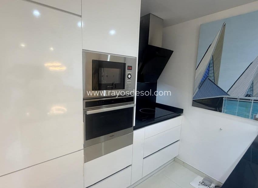 3 quarto Apartamento para venda em Orihuela Costa com piscina - 285 000 € (Ref: 10026466)