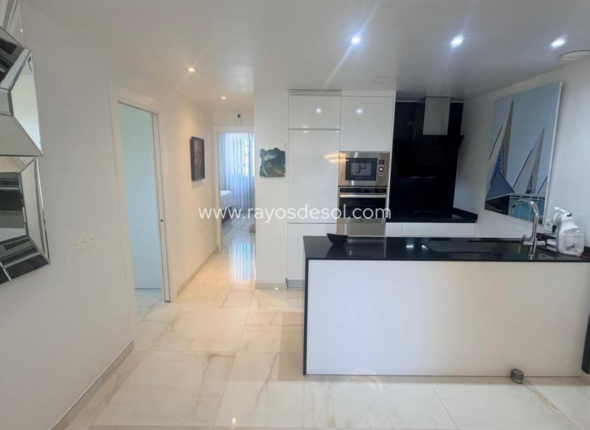 3 quarto Apartamento para venda em Orihuela Costa com piscina - 285 000 € (Ref: 10026466)