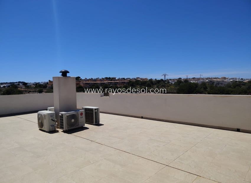 3 quarto Apartamento para venda em Orihuela Costa com piscina - 285 000 € (Ref: 10026466)