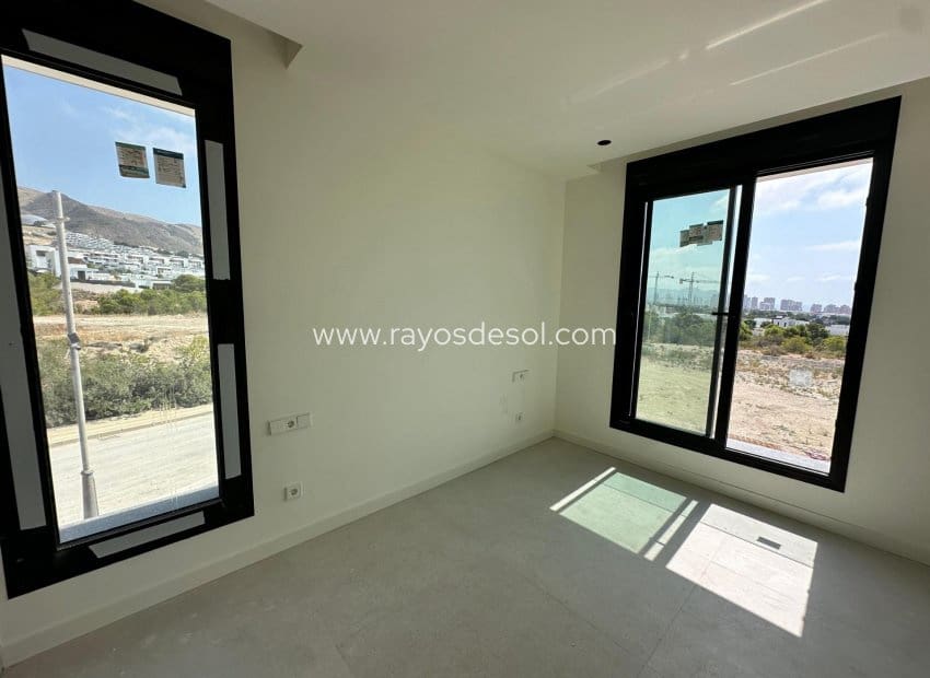 4 sovrum Villa till salu i Finestrat med pool - 990 000 € (Ref: 10037604)