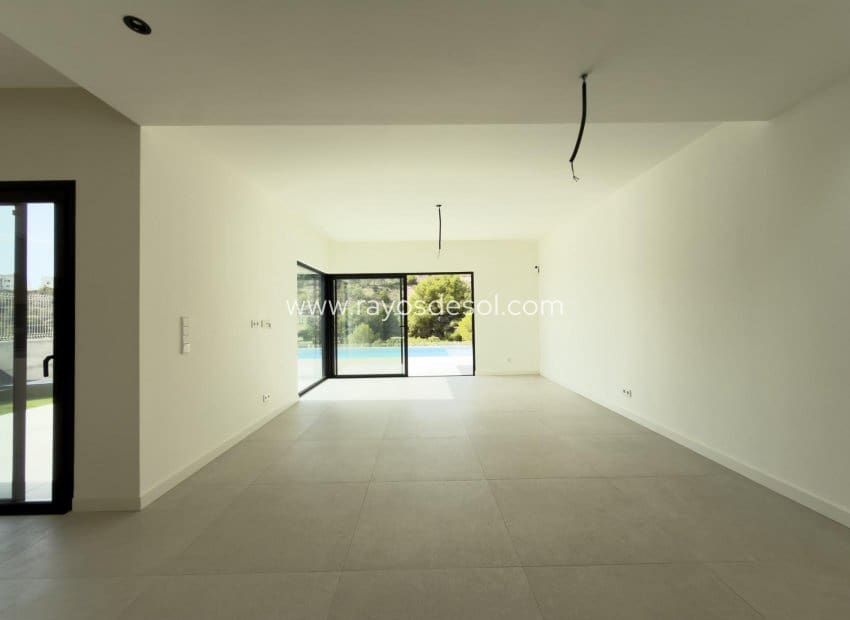 3 soverom Villa til salgs i Finestrat med svømmebasseng garasje - € 825 000 (Ref: 10037605)