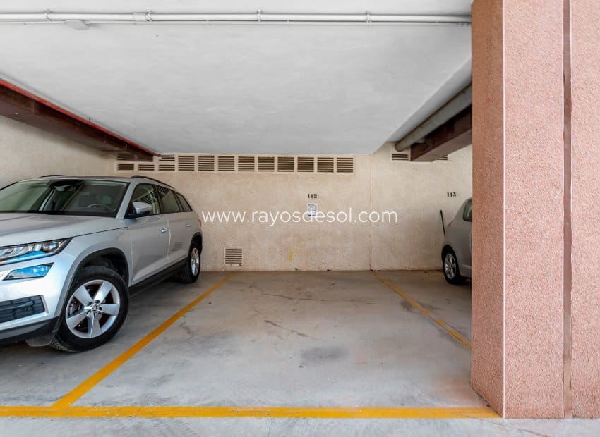 2 soveværelse Lejlighed til salg i Playa Flamenca med swimmingpool - € 215.000 (Ref: 10037607)
