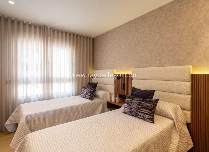 3 slaapkamer Appartement te koop in Algorfa met zwembad - € 349.000 (Ref: 10037609)