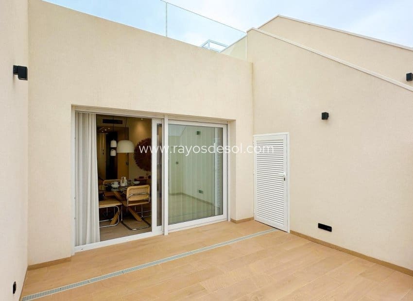 3 chambre Appartement à vendre à Algorfa avec piscine - 365 000 € (Ref: 10037610)