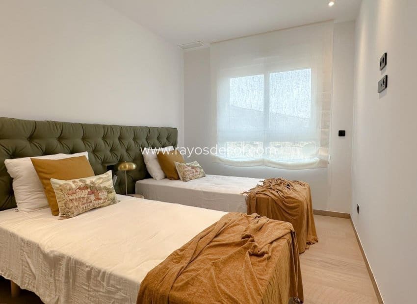 3 chambre Appartement à vendre à Algorfa avec piscine - 365 000 € (Ref: 10037610)