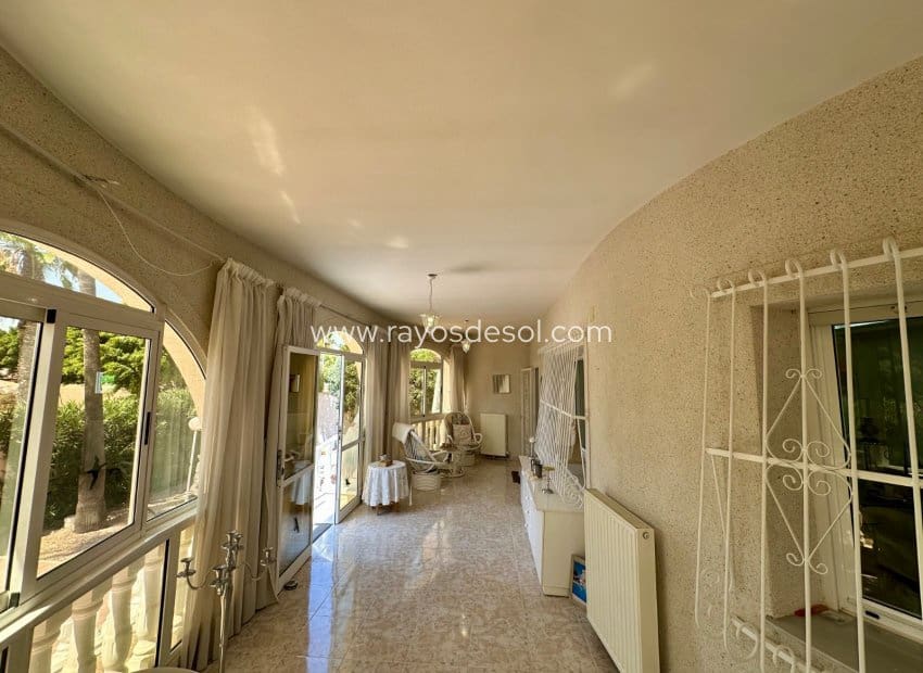 Chalet de 6 habitaciones en Doña Pepa en venta con piscina - 845.000 € (Ref: 10055592)