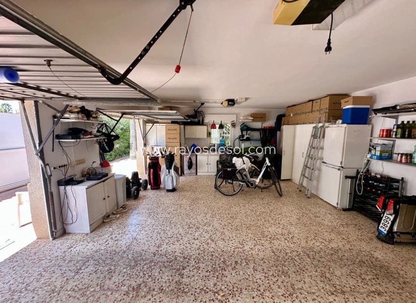 Chalet de 6 habitaciones en Doña Pepa en venta con piscina - 845.000 € (Ref: 10055592)