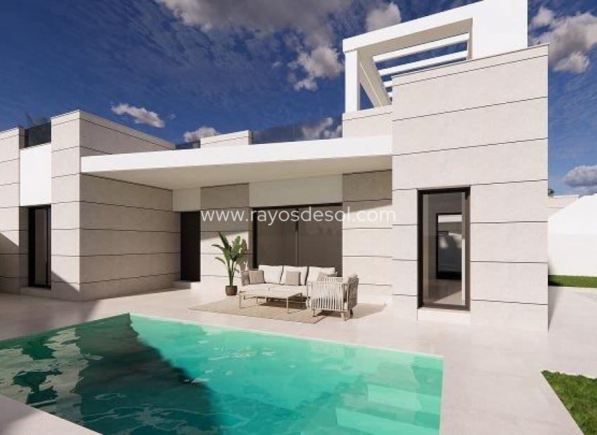 3 soveværelse Villa til salg i San Luis med swimmingpool - € 799.000 (Ref: 10055593)
