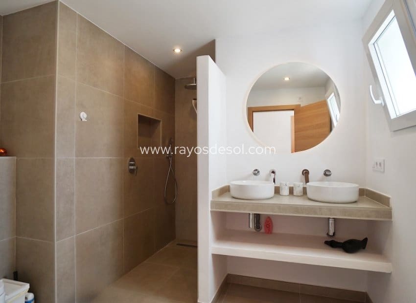 5 soverom Villa til salgs i Moraira med svømmebasseng - € 749 000 (Ref: 10055599)