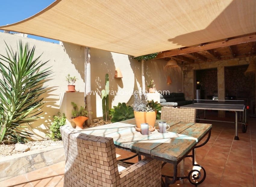 5 soverom Villa til salgs i Moraira med svømmebasseng - € 749 000 (Ref: 10055599)