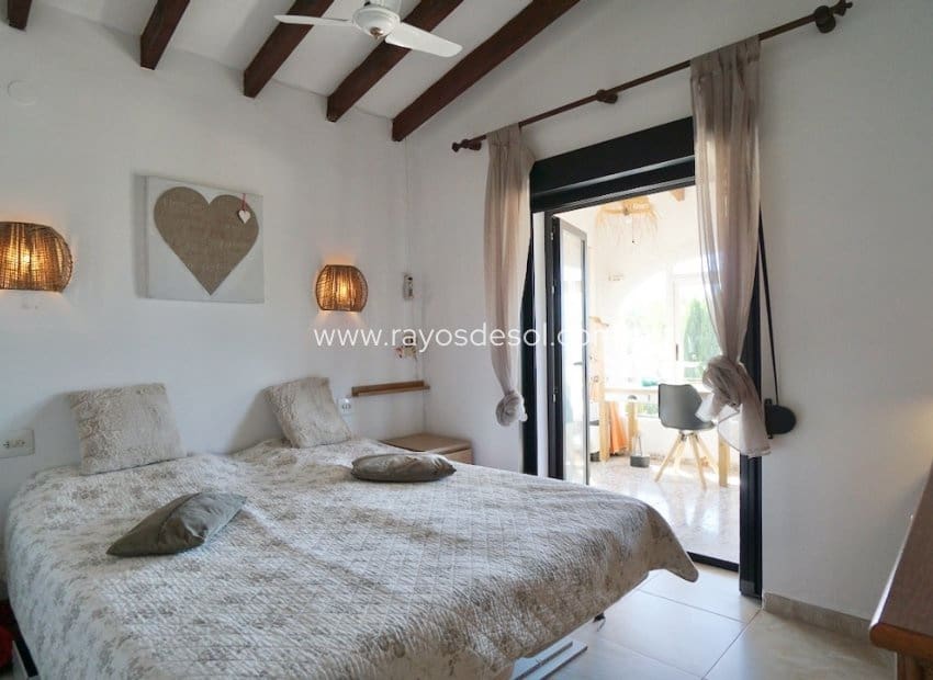 5 soverom Villa til salgs i Moraira med svømmebasseng - € 749 000 (Ref: 10055599)