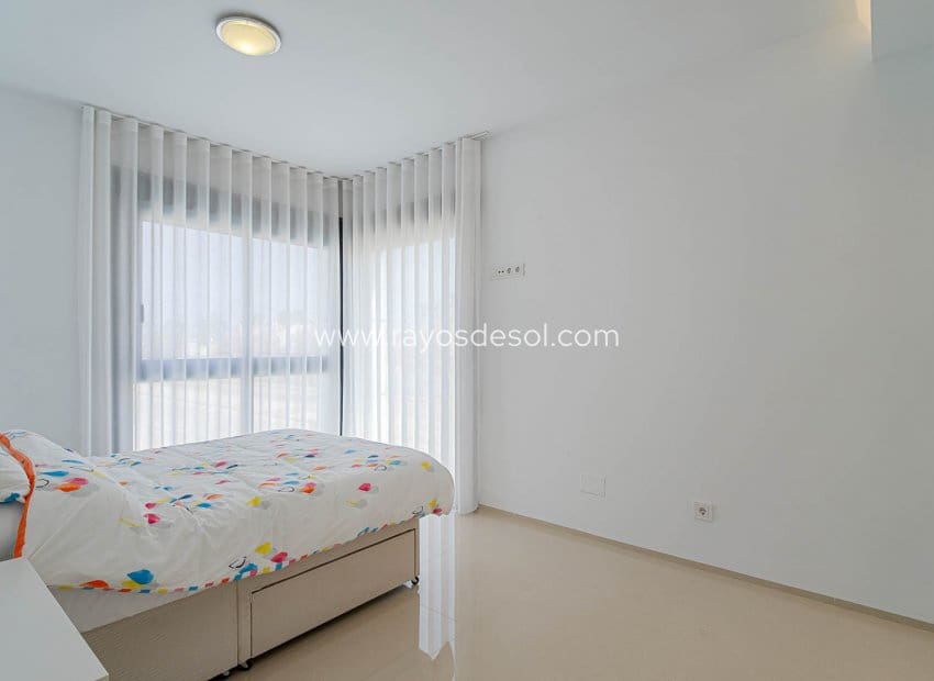 4 bedroom Villa for sale in Ciudad Quesada with pool - € 525,000 (Ref: 10055600)