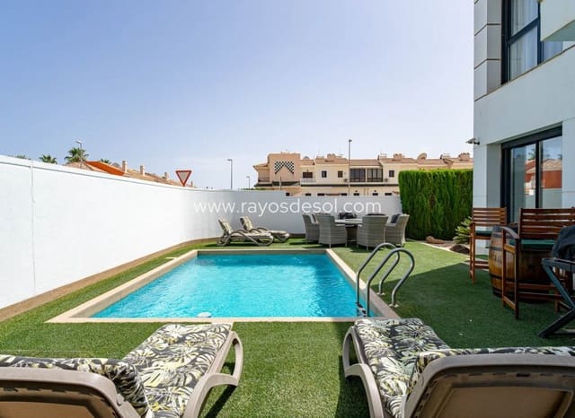 4 bedroom Villa for sale in Ciudad Quesada, Rojales with pool - € 525,000 (Ref: 10055600)