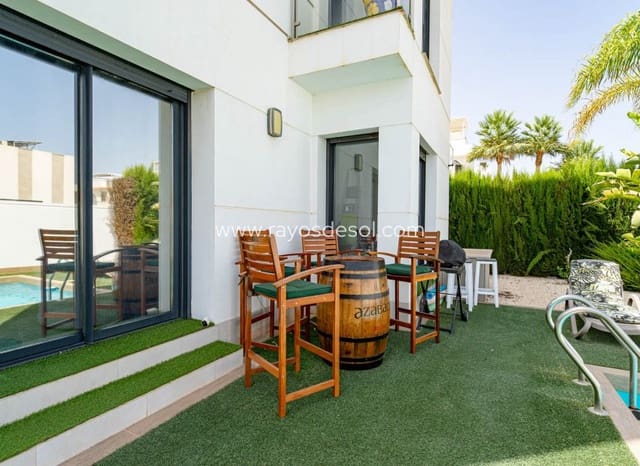 4 bedroom Villa for sale in Ciudad Quesada, Rojales with pool - € 525,000 (Ref: 10055600)