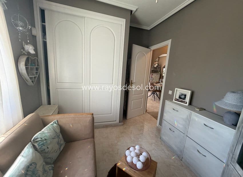 3 Zimmer Villa zu verkaufen in Lo Pepin mit Pool - 399.000 € (Ref: 10070211)