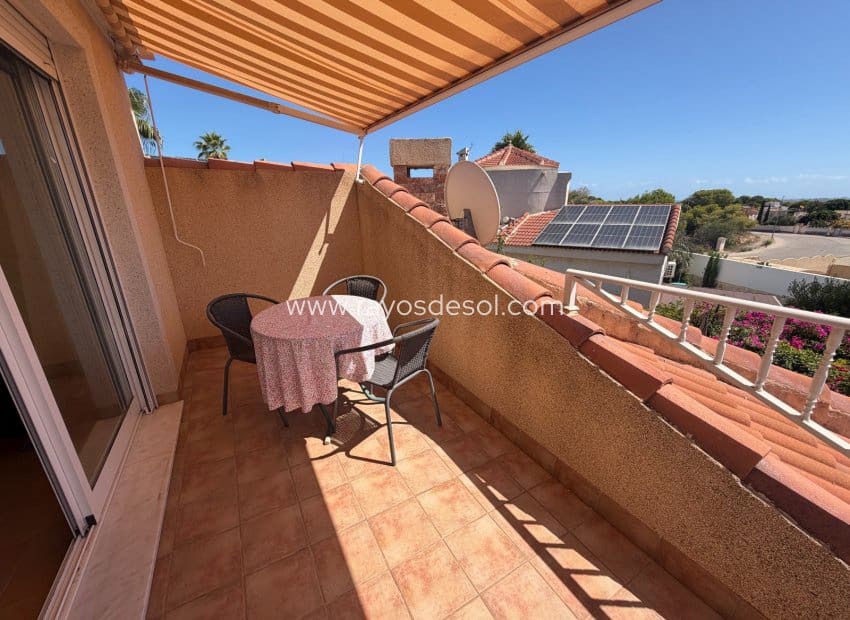3 Zimmer Villa zu verkaufen in Lo Pepin mit Pool - 399.000 € (Ref: 10070211)