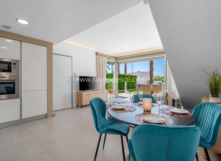 3 camera da letto Villa in vendita in Villamartin con piscina - 429.000 € (Rif: 10070213)