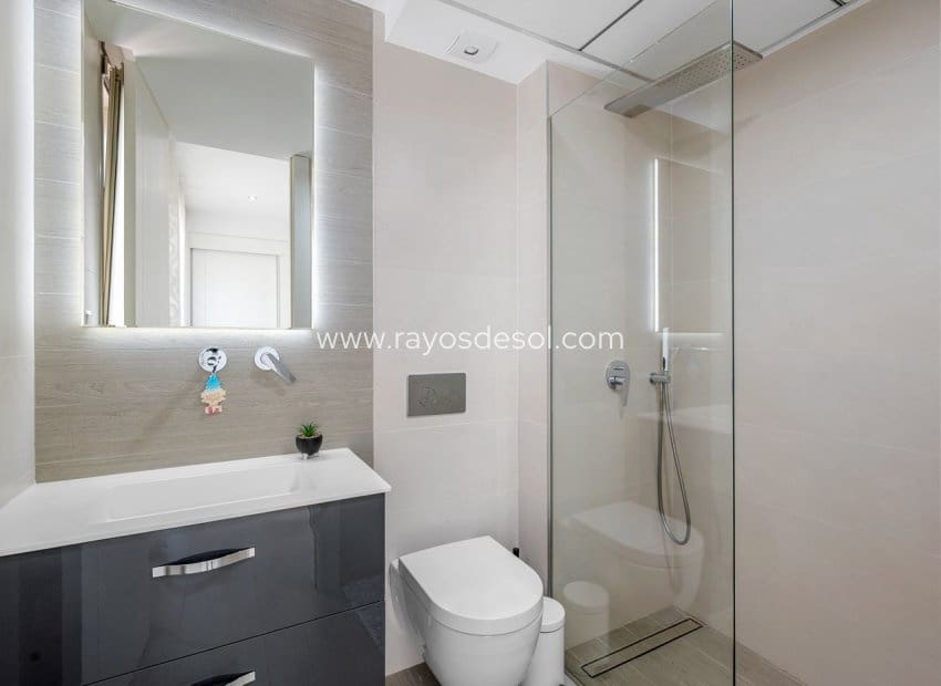 3 camera da letto Villa in vendita in Villamartin con piscina - 429.000 € (Rif: 10070213)