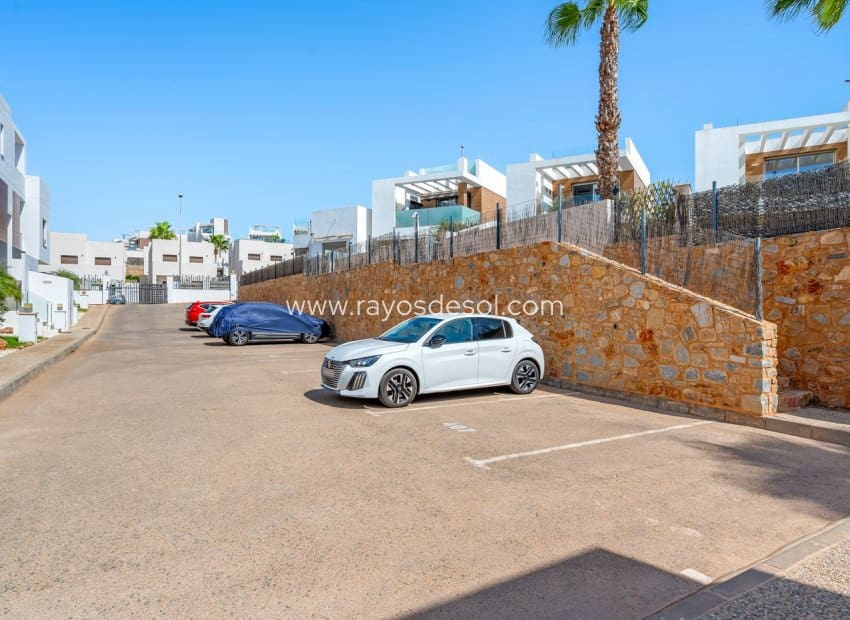 3 camera da letto Villa in vendita in Villamartin con piscina - 429.000 € (Rif: 10070213)