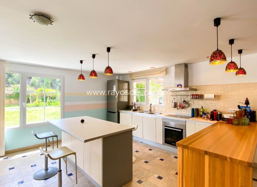 7 sovrum Villa till salu i Villamartin med pool - 1 080 000 € (Ref: 10076560)