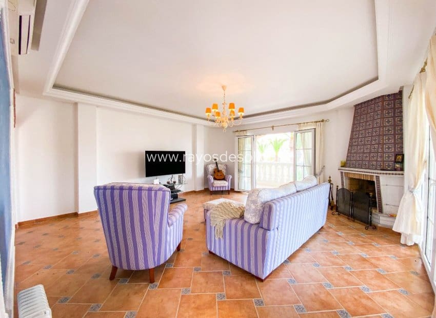7 sovrum Villa till salu i Villamartin med pool - 1 080 000 € (Ref: 10076560)