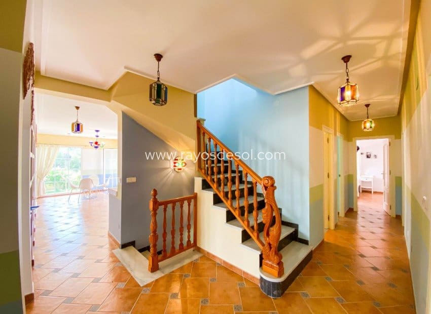 7 sovrum Villa till salu i Villamartin med pool - 1 080 000 € (Ref: 10076560)