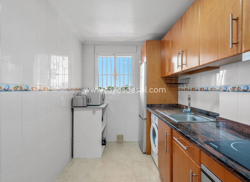 3 sypialnia Apartament na sprzedaż w Orihuela Costa z basenem - 189 000 € (Ref: 10076561)