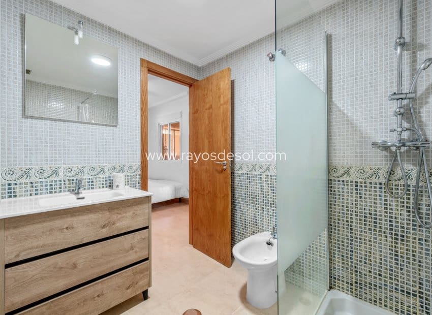 3 sypialnia Apartament na sprzedaż w Orihuela Costa z basenem - 189 000 € (Ref: 10076561)
