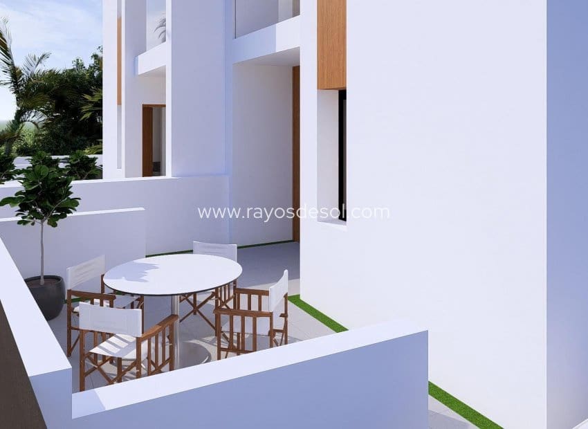 3 Zimmer Villa zu verkaufen in Daya Nueva mit Pool - 389.000 € (Ref: 10076562)