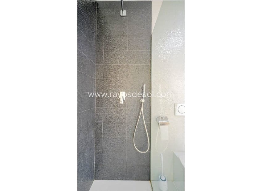3 soveværelse Villa til salg i Ciudad Quesada med swimmingpool - € 458.900 (Ref: 10081423)