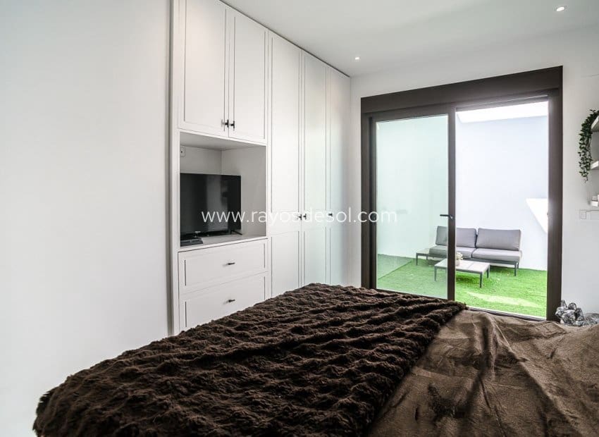 4 quarto Moradia para venda em Rojales com piscina - 745 000 € (Ref: 10081424)