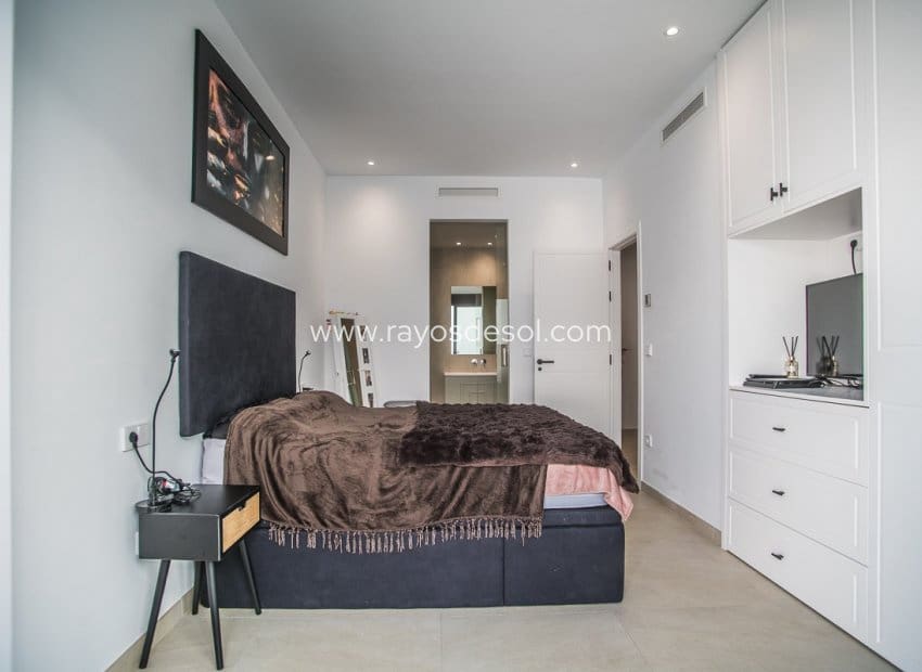 4 quarto Moradia para venda em Rojales com piscina - 745 000 € (Ref: 10081424)