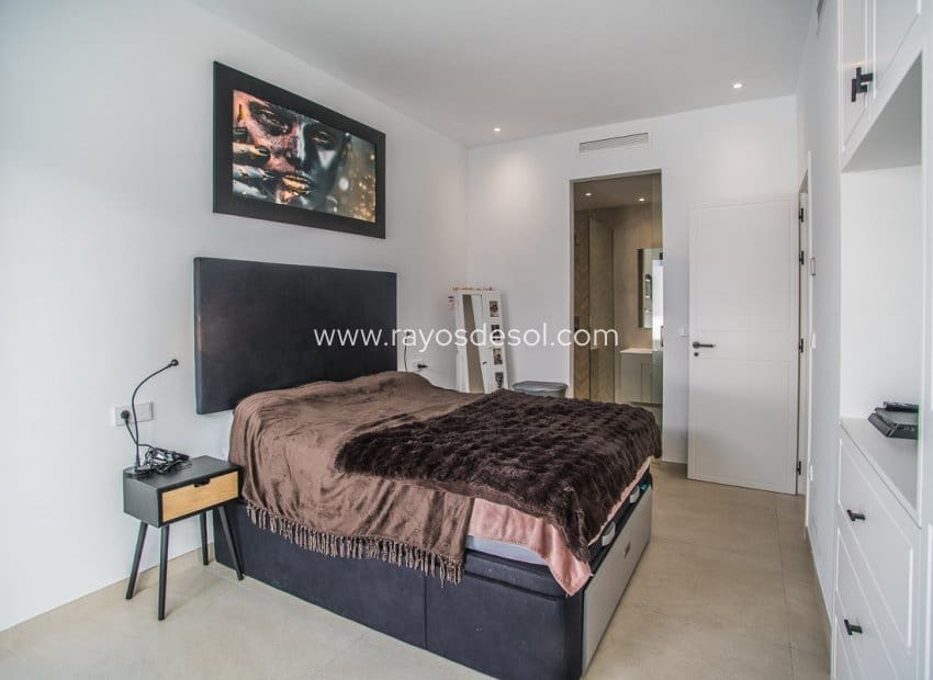 4 quarto Moradia para venda em Rojales com piscina - 745 000 € (Ref: 10081424)