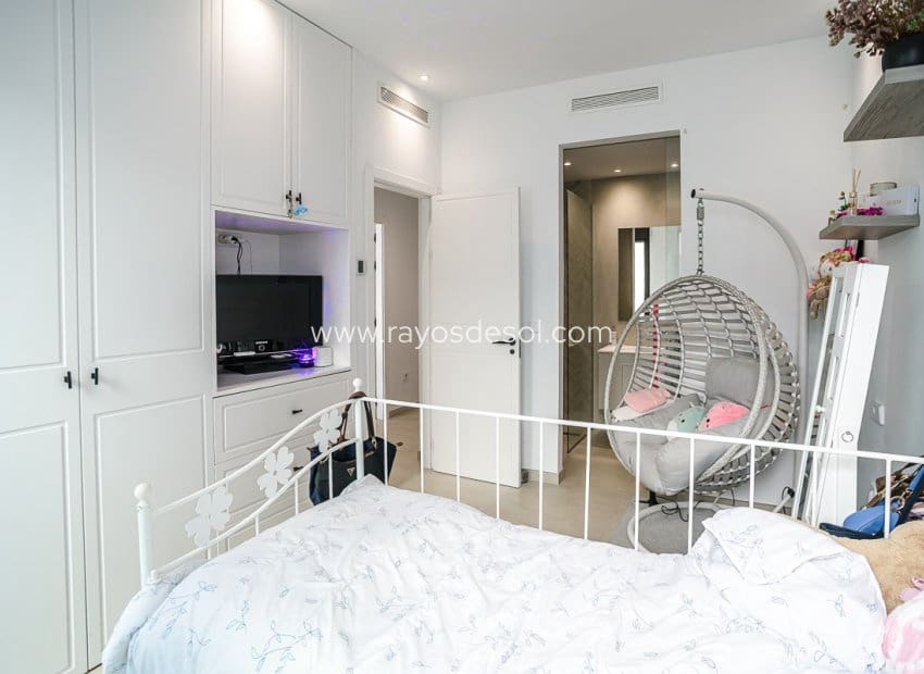 4 quarto Moradia para venda em Rojales com piscina - 745 000 € (Ref: 10081424)
